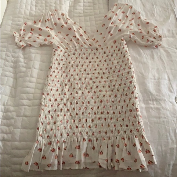 Designer With Jéan white floral dress. - Picture 2 of 6